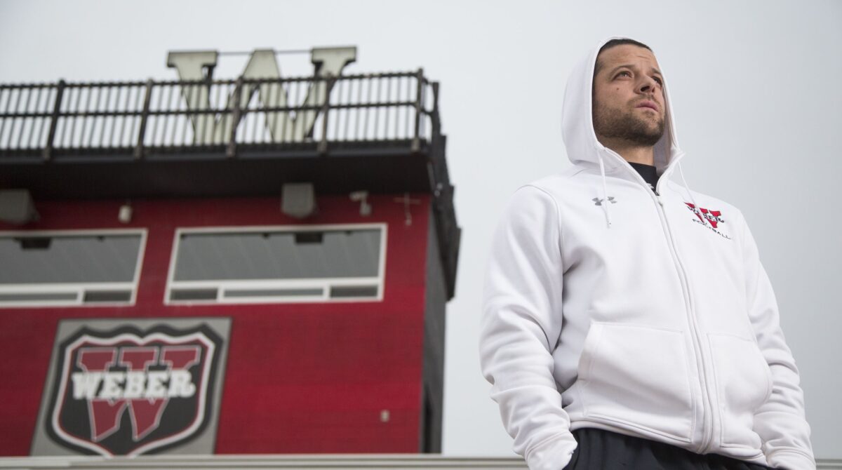 COACH OF THE YEAR Matt Hammer makes football history at er News